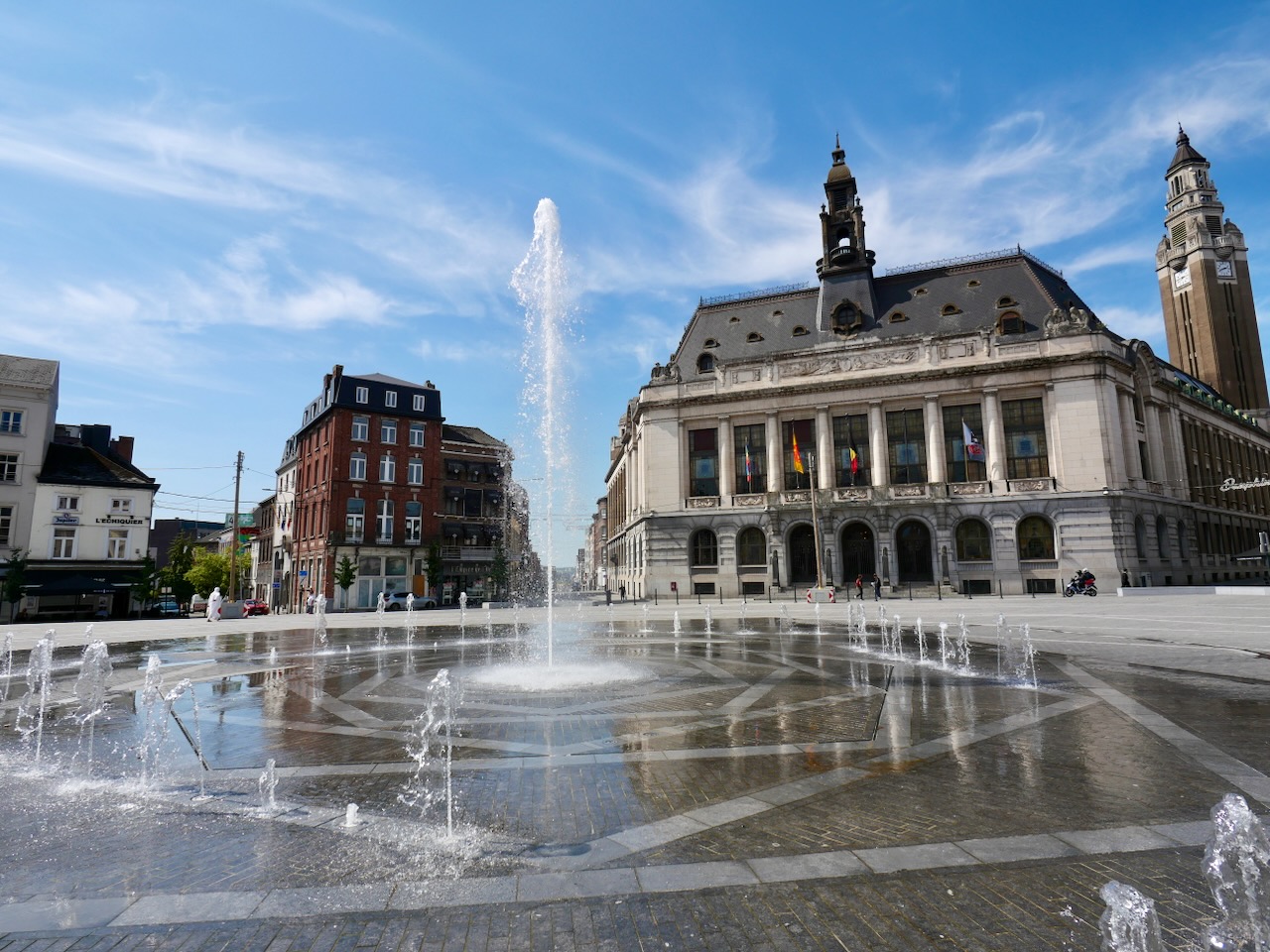 Communales 2024: le PS de Charleroi attend un peu avant d'entamer les discussions