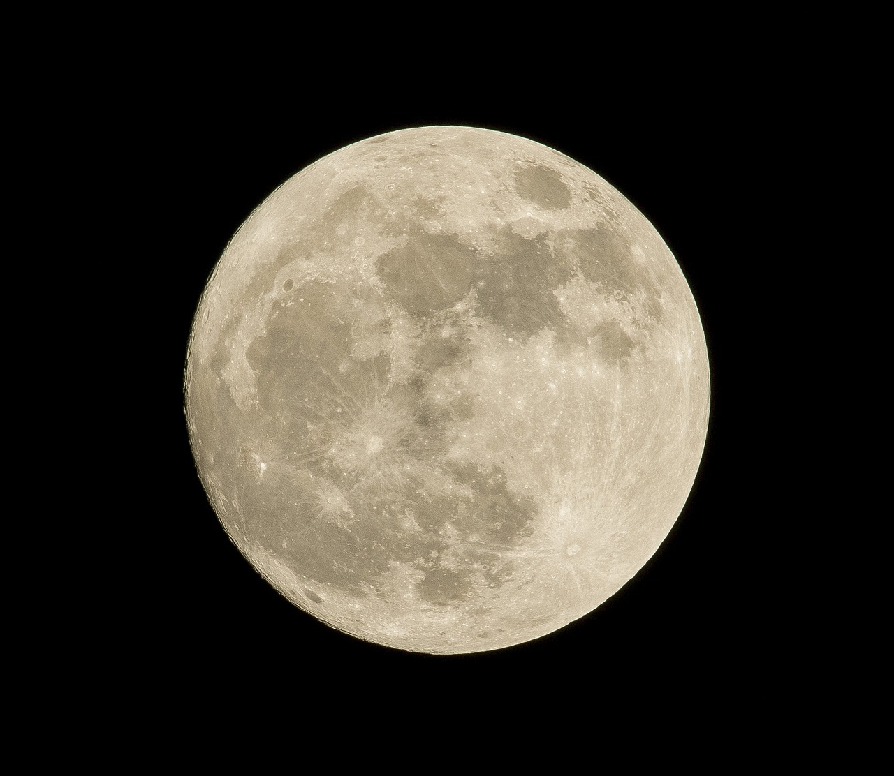 La plus grande super lune de 2024 visible pendant trois jours cette semaine