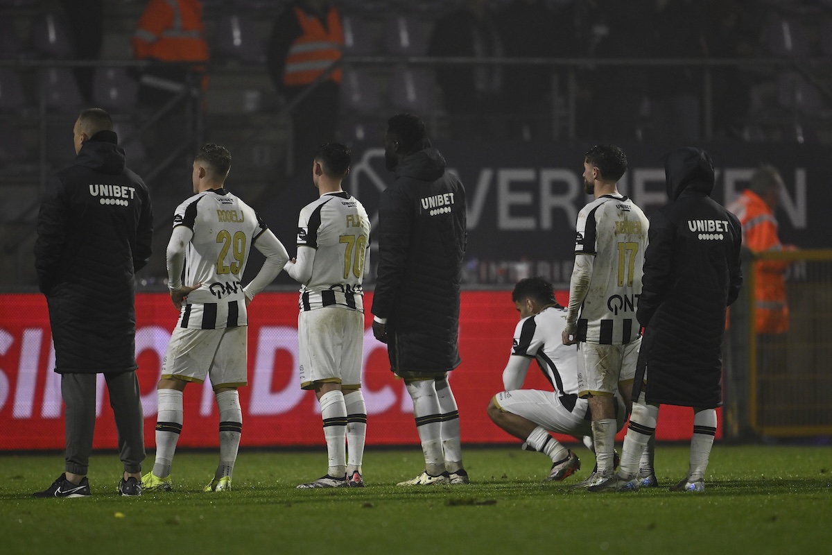 Coupe de Belgique : Le Sporting de Charleroi se fait écraser par Le Patro Eisden