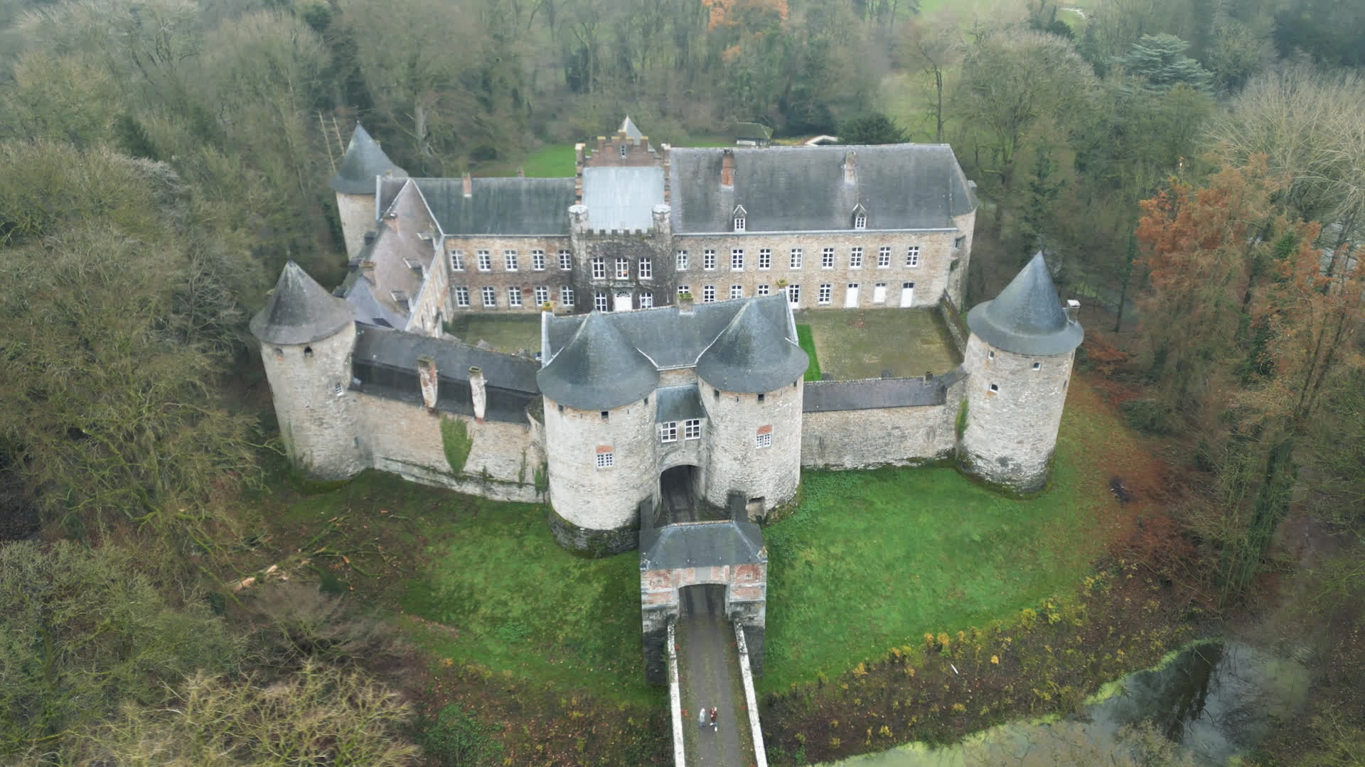 La fête au Château 2ème partie