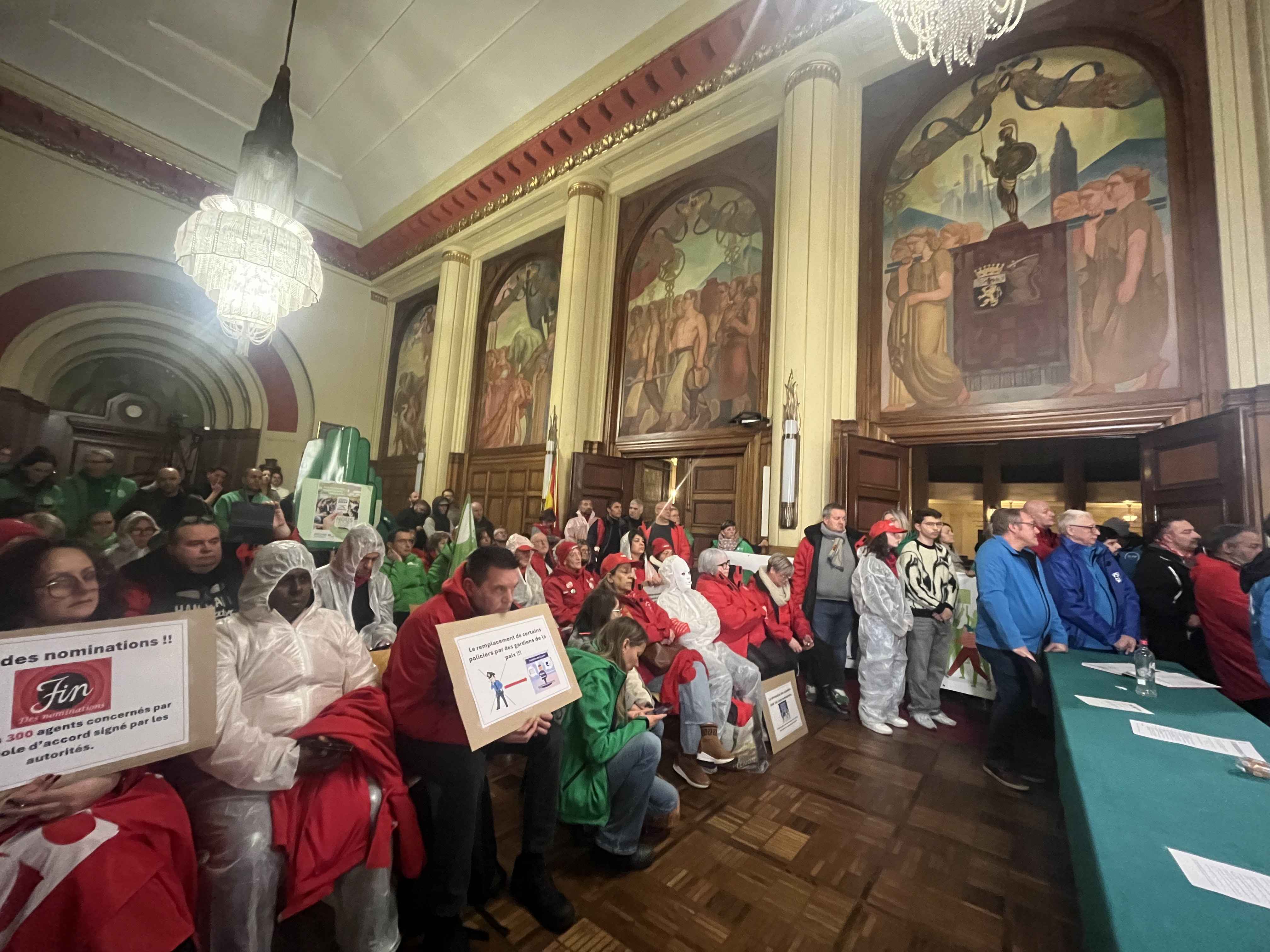 Charleroi : les syndicats expriment leurs inquiétudes au conseil communal