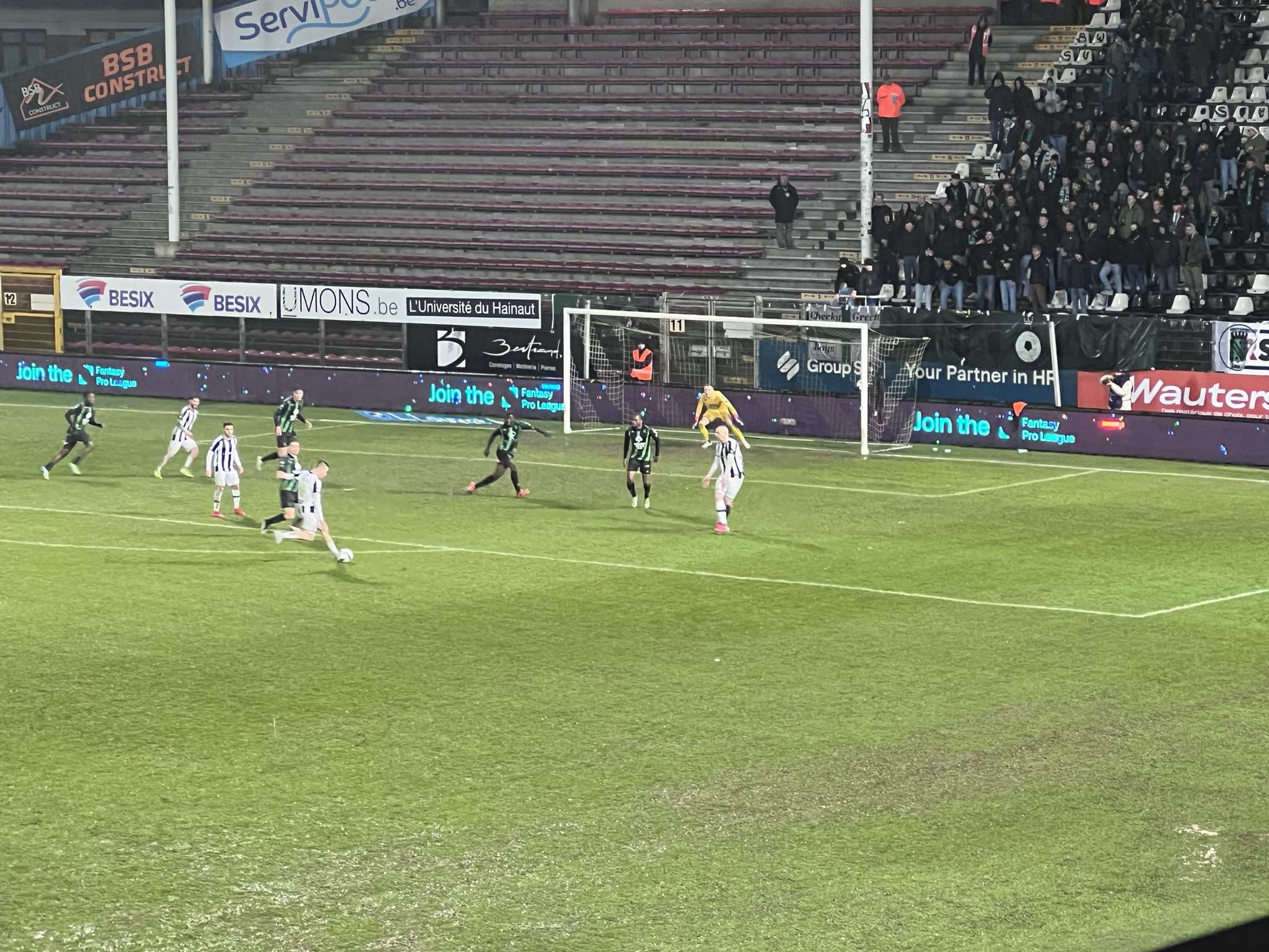 Le Sporting de Charleroi partage face au Cercle de Bruges dans un match sans saveur