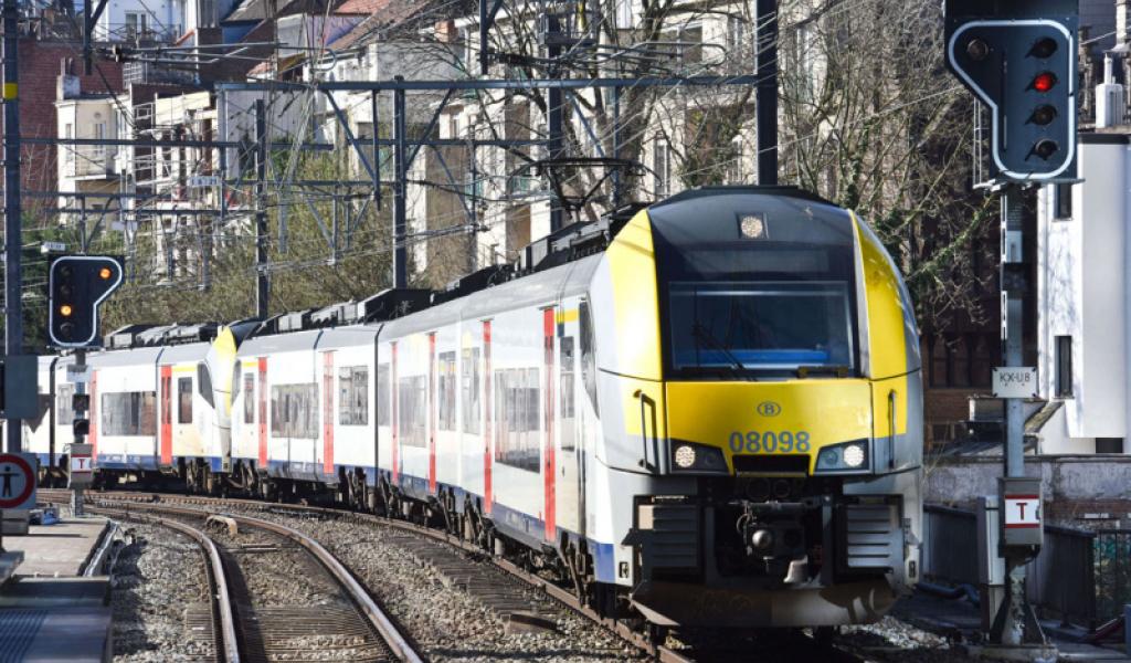 Circulation des trains interrompue en août entre Charleroi-Erquelinnes et Charleroi-Couvin