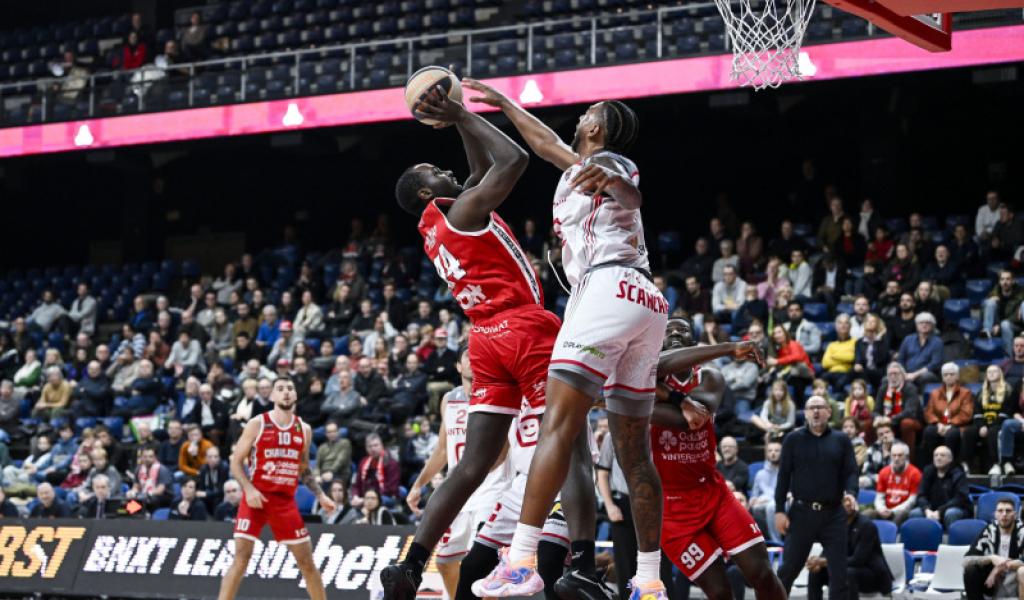 Recherche arbitres de basket désespérément