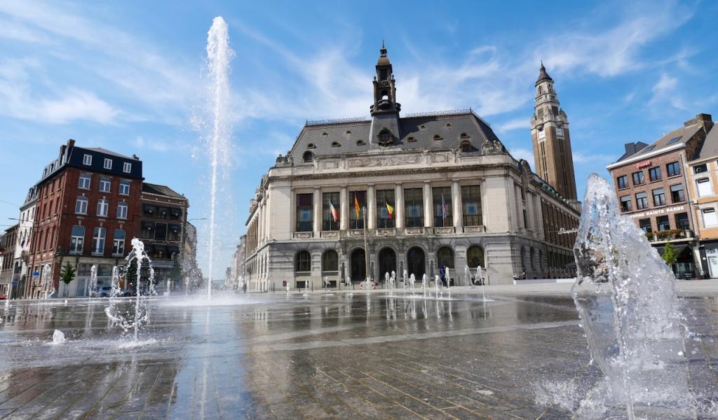 Une élue "fantôme" fait son retour au conseil communal de Charleroi, un mois avant le scrutin