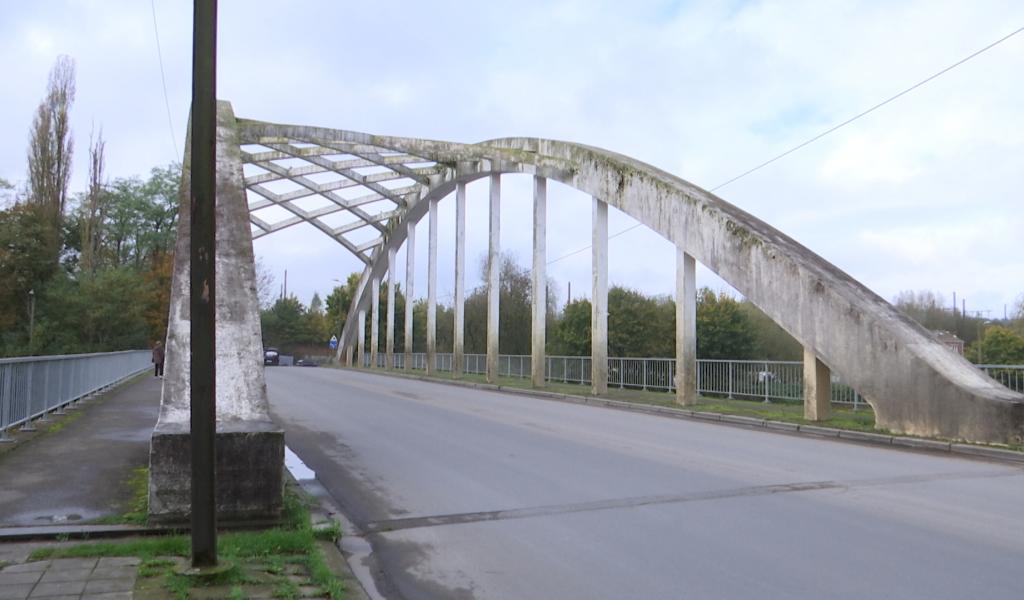 Une erreur de pont qui tombe à pic