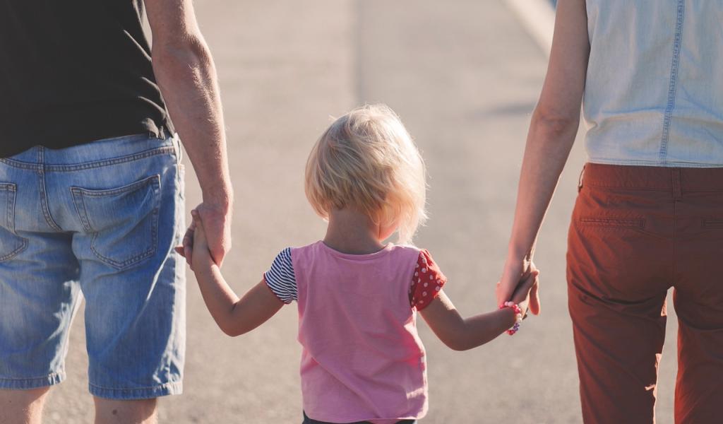 9 parents sur 10 pensent que la fatigue liée à la parentalité est sous-estimée