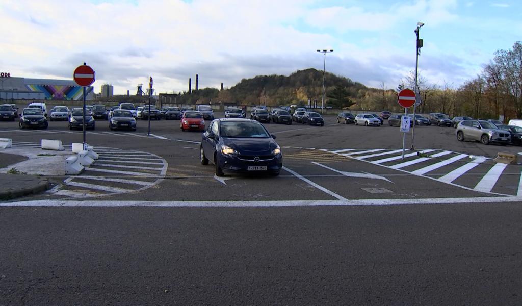 Charleroi : le parking P1 réaménagé pour une meilleure accessibilité