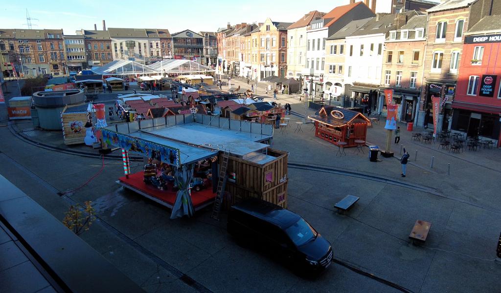 Le Village de Noël s'Installe pour un mois sur la Place de la Digue