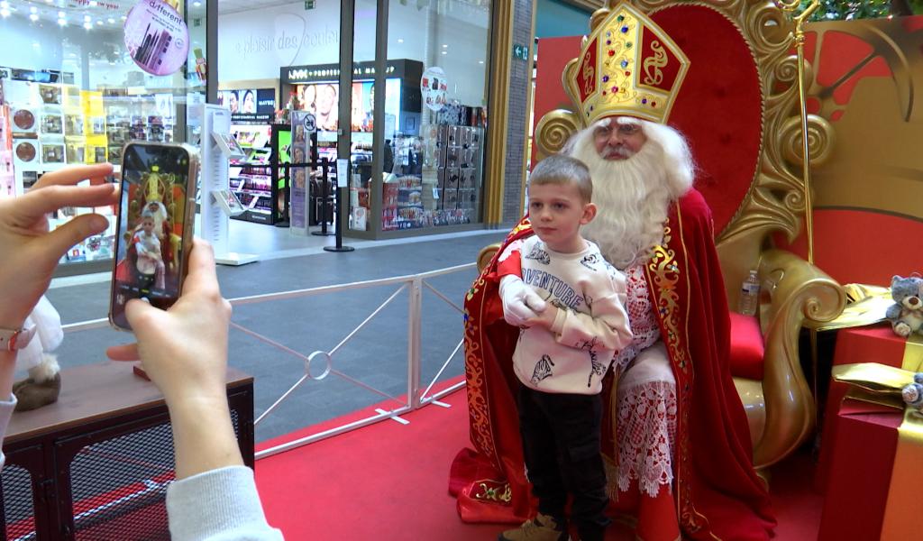 Saint-Nicolas à la rencontre d'enfants en situation de handicap