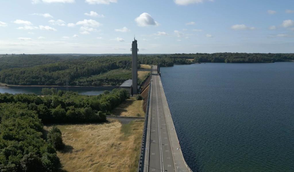 Lacs de l’Eau d’Heure: la future passerelle tombe à l’eau