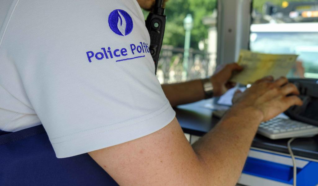 Violences à Bruxelles : la police recherche un véhicule volé aux Bons Villers