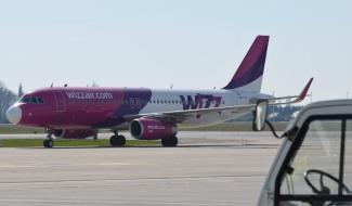 La compagnie aérienne hongroise "Wizz Air" lance des vols illimités pour 500 euros