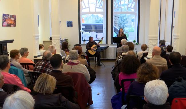 Maison Magritte: un concert intimiste qui retrace le répertoire musical de Barbara