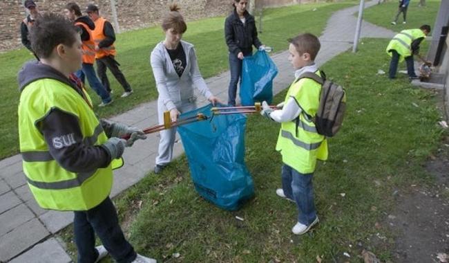 Charleroi relance l’appel à projets  pour le « Prix de la propreté 2024 »