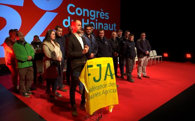 Charleroi : La Fédération des Jeunes Agriculteurs s'invite au congrès du PS et demande des engagements durables