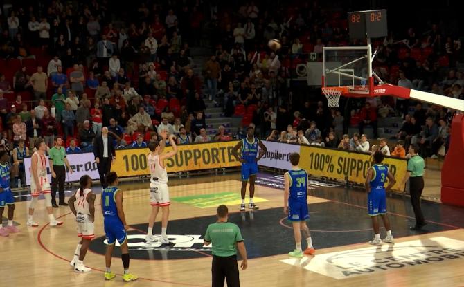 Le Spirou remporte son derby  malgré une remontée montoise