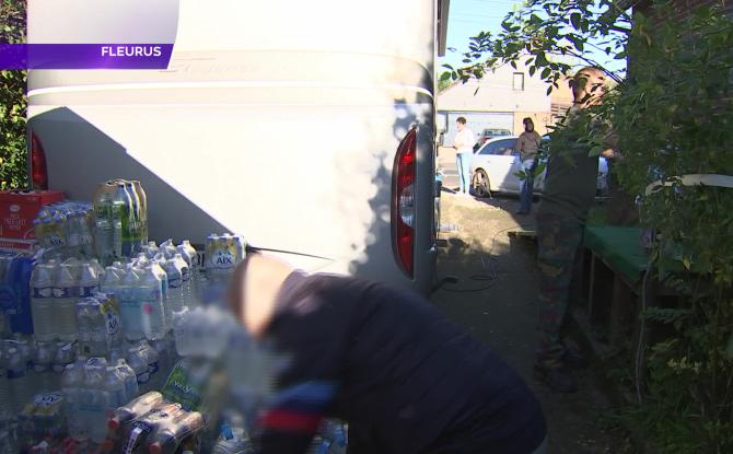 Inondations à Valence: la solidarité n'a pas de frontière pour les sinistrés